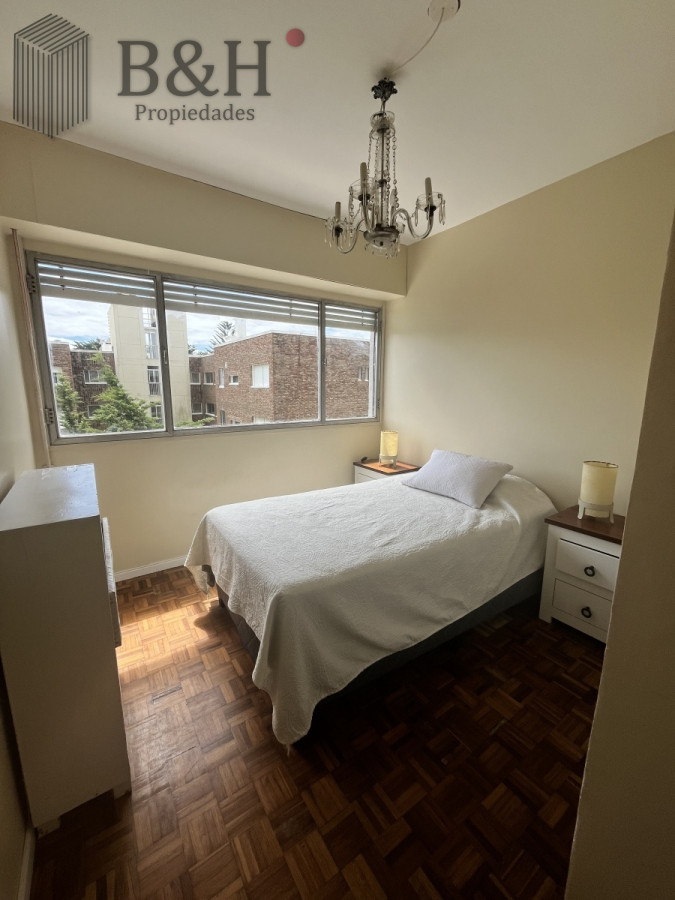 Apartamento ID.4100 - Alquiler Anual 