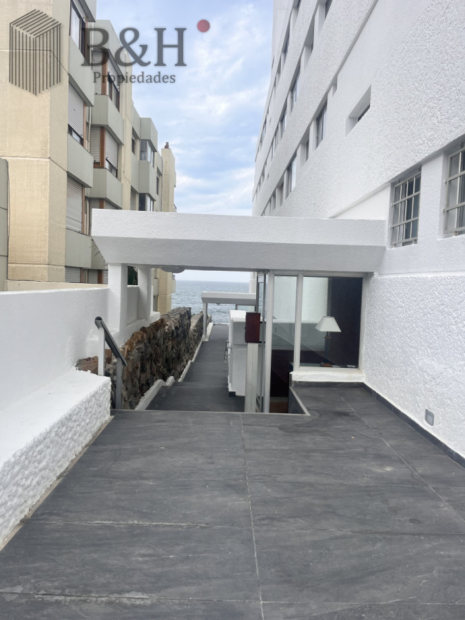 Apartamento ID.4243 - Apartamento en Península - Punta del Este