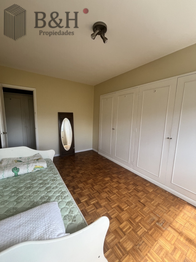 Apartamento ID.4100 - Alquiler Anual 