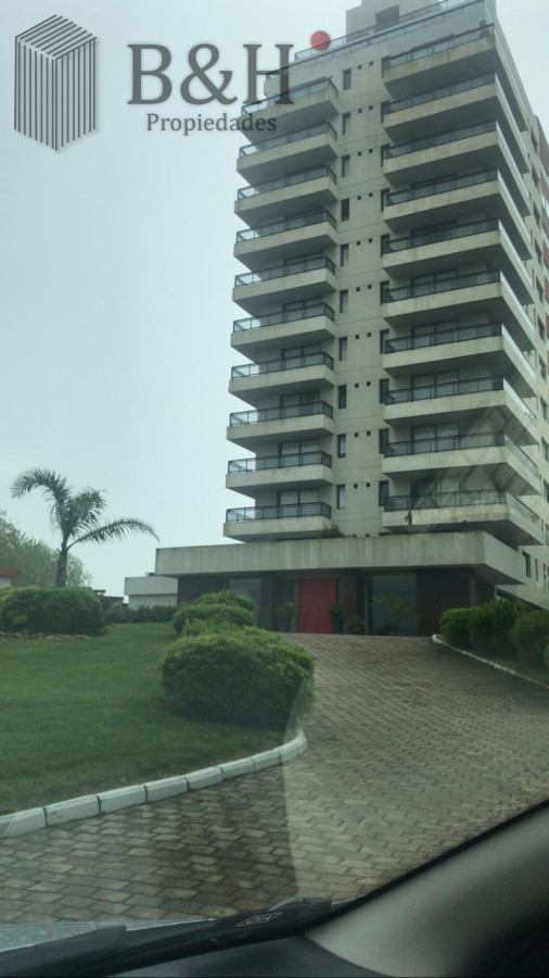 Apartamento ID.7395 - Alquiler anual apartamento brava