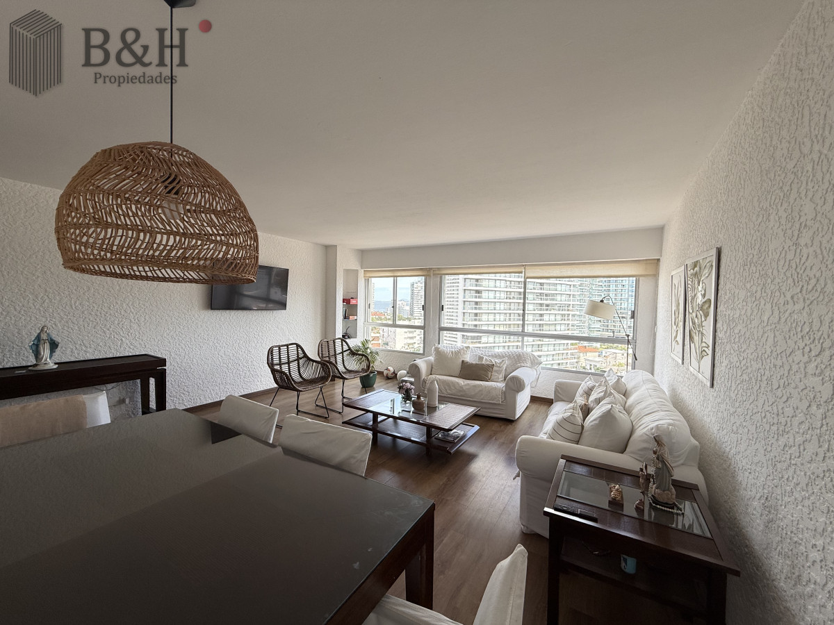 Apartamento ID.4191 - VENTA HERMOSO APTO A PASOS DE LA BRAVA 