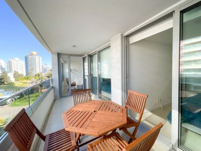 Apartamento en venta y alquiler anual 