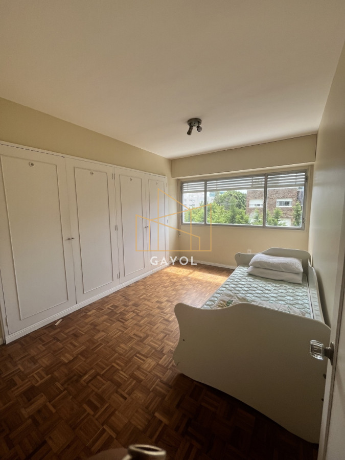 Apartamento ID.568 - Alquiler Anual 