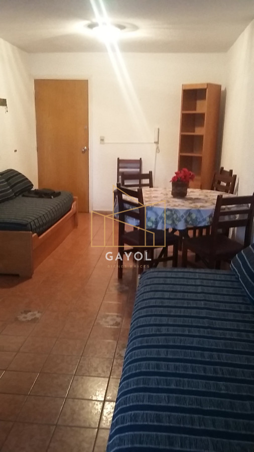 Apartamento ID.403 - Alquiler anual 