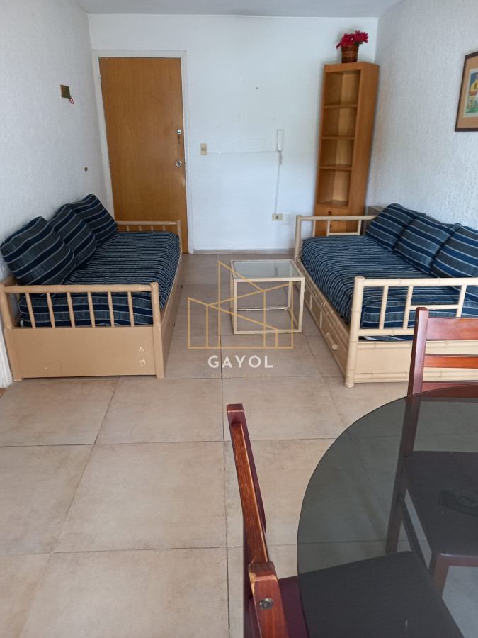 Apartamento ID.403 - Alquiler anual 