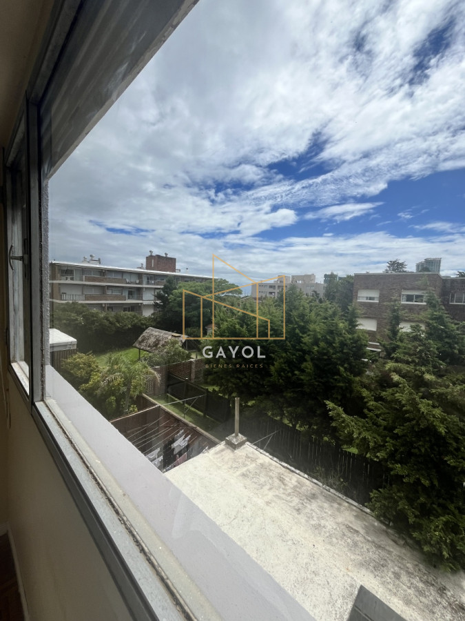 Apartamento ID.568 - Alquiler Anual 