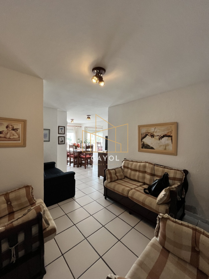 Apartamento ID.402 - Venta apartamento en muy buena zona! Cerca de todo!