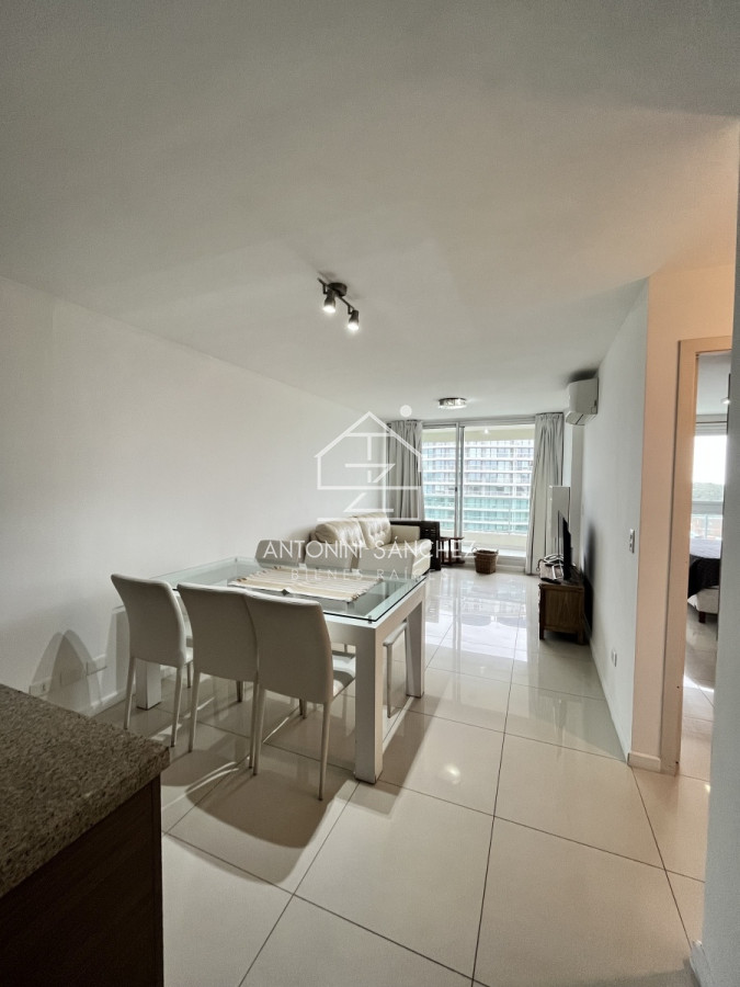 Apartamento ID.1755 - Alquiler anual apartamento en Roosevelt 