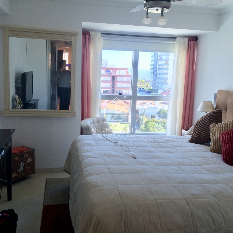 Apartamento ID.1384 - Venta Apartamento 2 dormitorios Punta del Este Aidy Grill