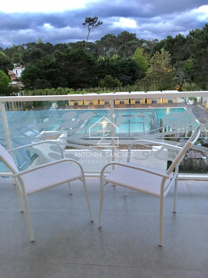 Apartamento ID.940 - Alquiler Anual Punta del Este YOO