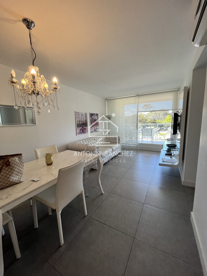 Apartamento ID.940 - Alquiler Anual Punta del Este YOO