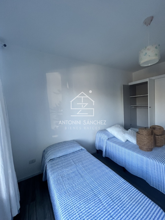 Casa ID.606 - Alquiler Anual y Venta hermosa casa en Barrio Privado 
