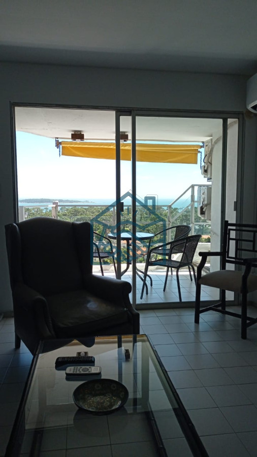 Apartamento ID.1079/Alquiler-Anual----Venta- - Alquiler Anual  - Venta 