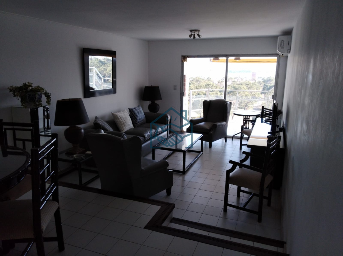 Apartamento ID.1079/Alquiler-Anual----Venta- - Alquiler Anual  - Venta 