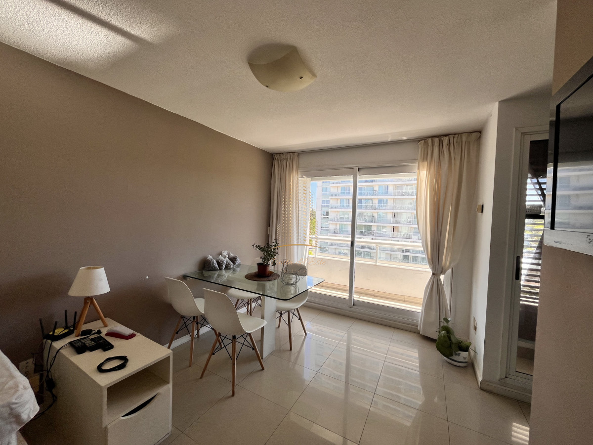 Apartamento ID.678 - Alquiler anual y temporal en Punta del Este
