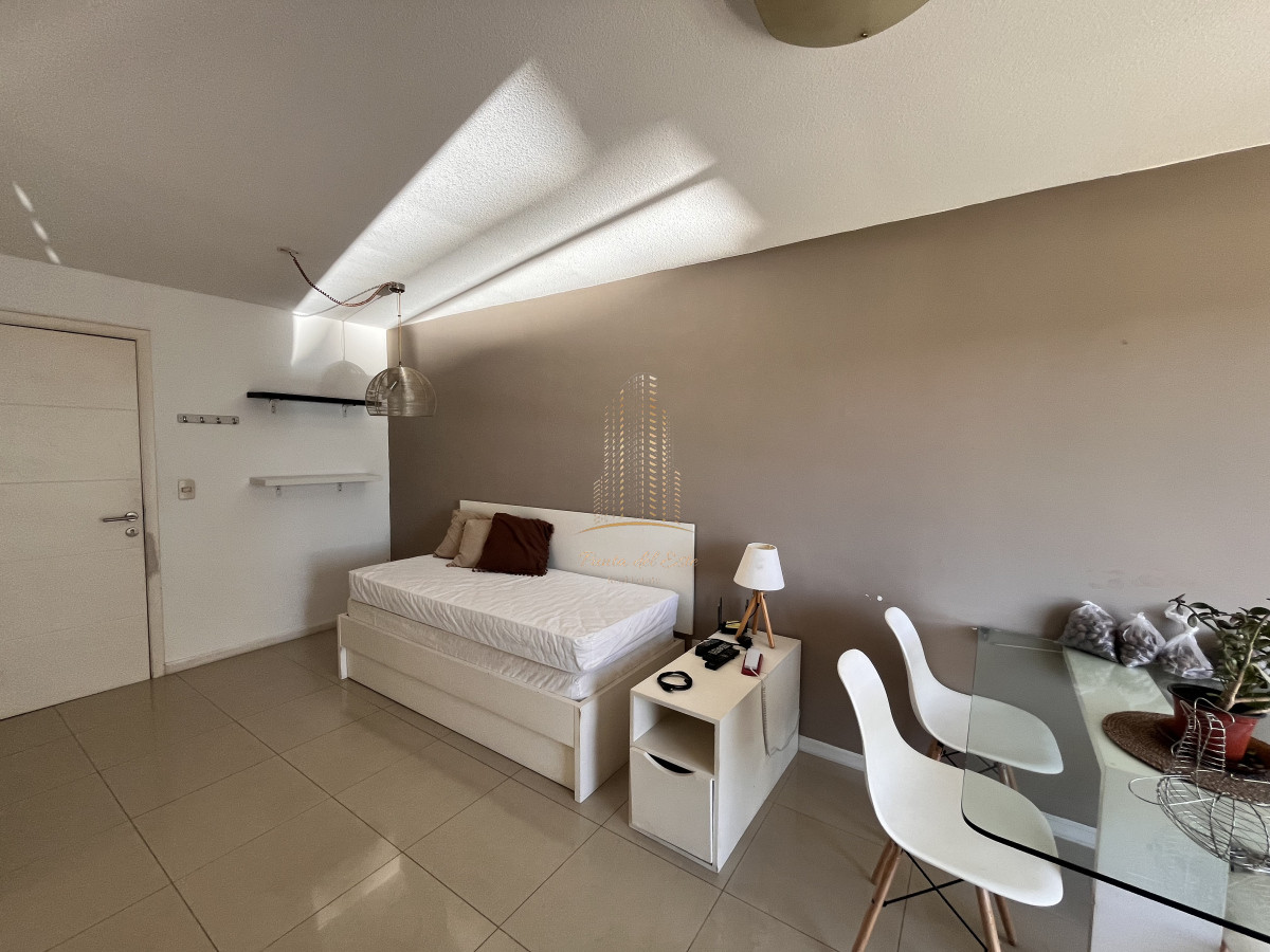 Apartamento ID.678 - Alquiler anual y temporal en Punta del Este