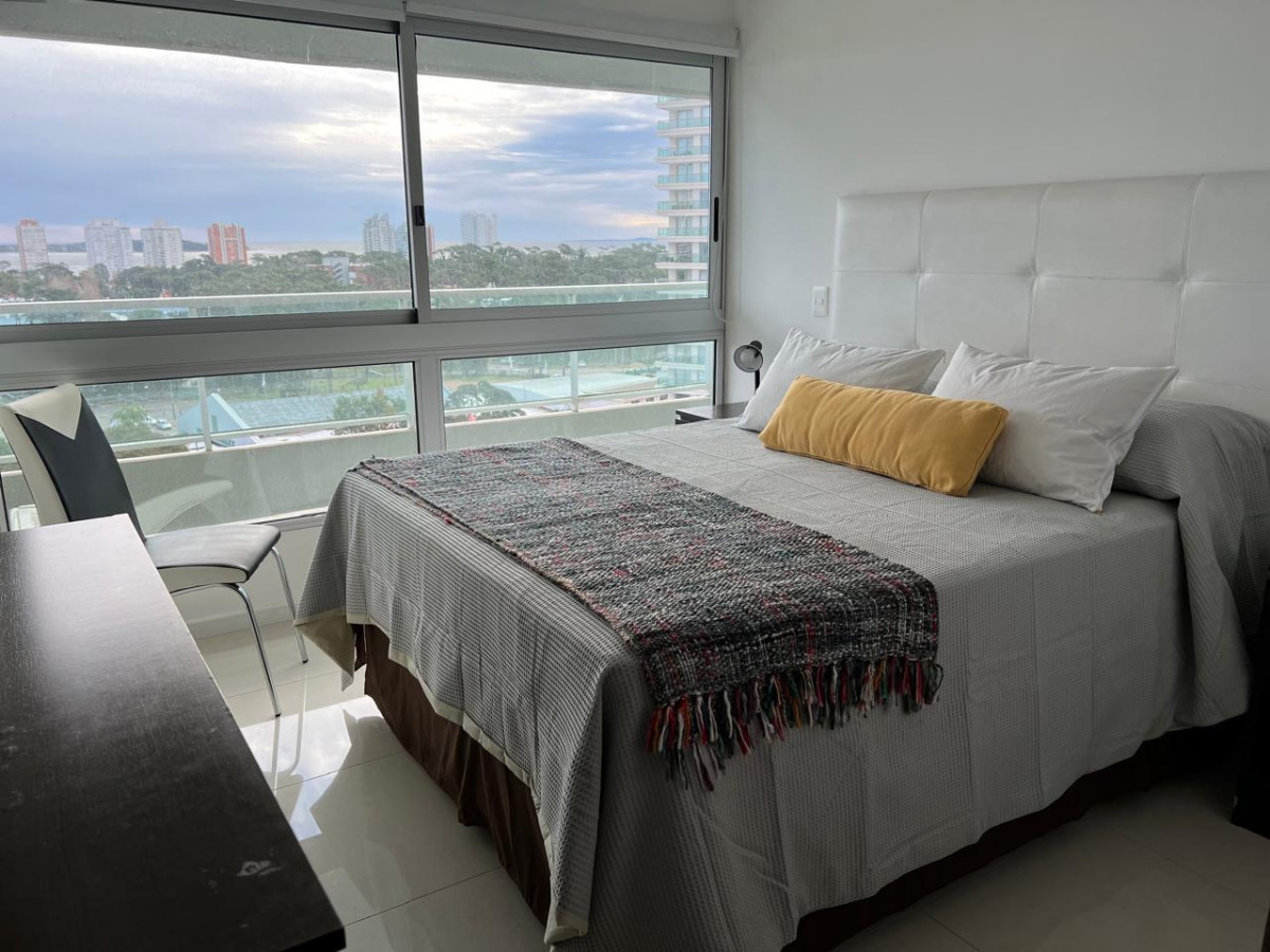 Apartamento en alquiler anual y temporal en Punta del Este 