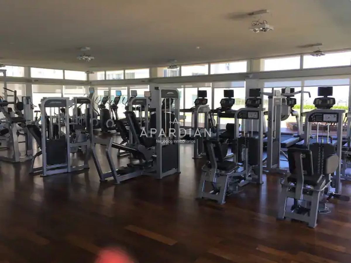 Apartamento ID.21099220 - Luminoso y cómodo apartamento en primera linea Playa Brava 