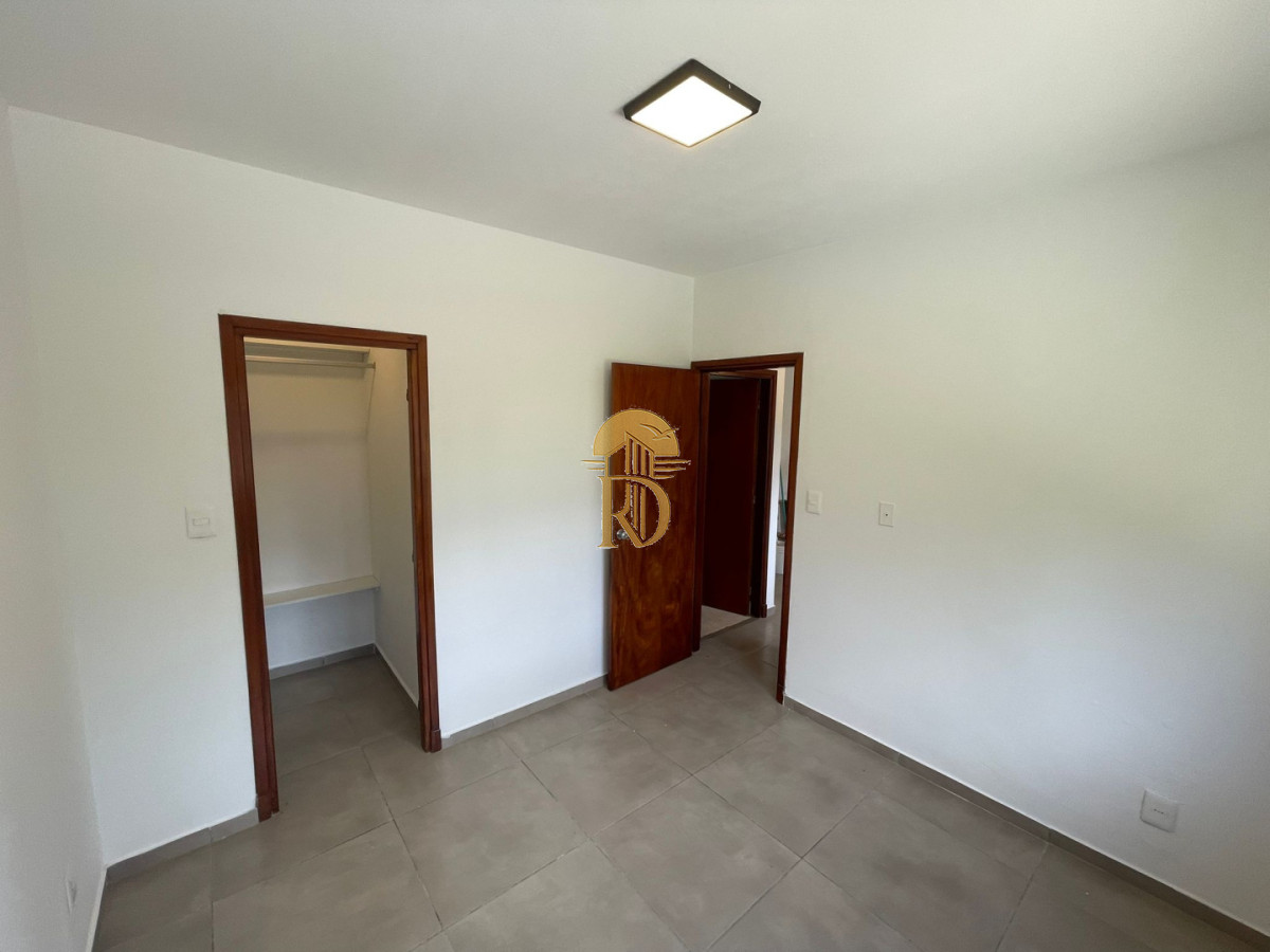 Apto alquiler anual sin muebles -id-852-13