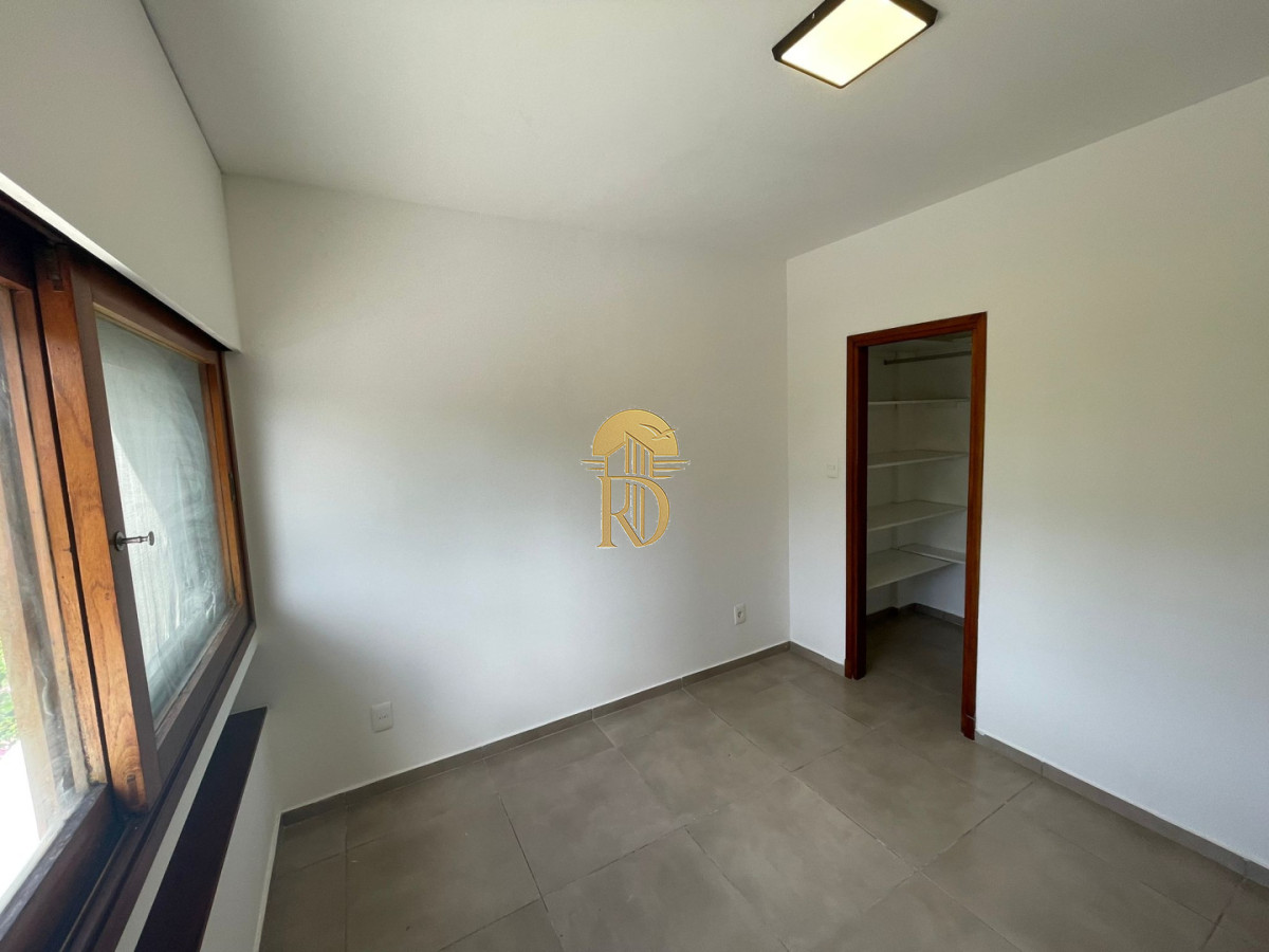 Apto alquiler anual sin muebles -id-852-15