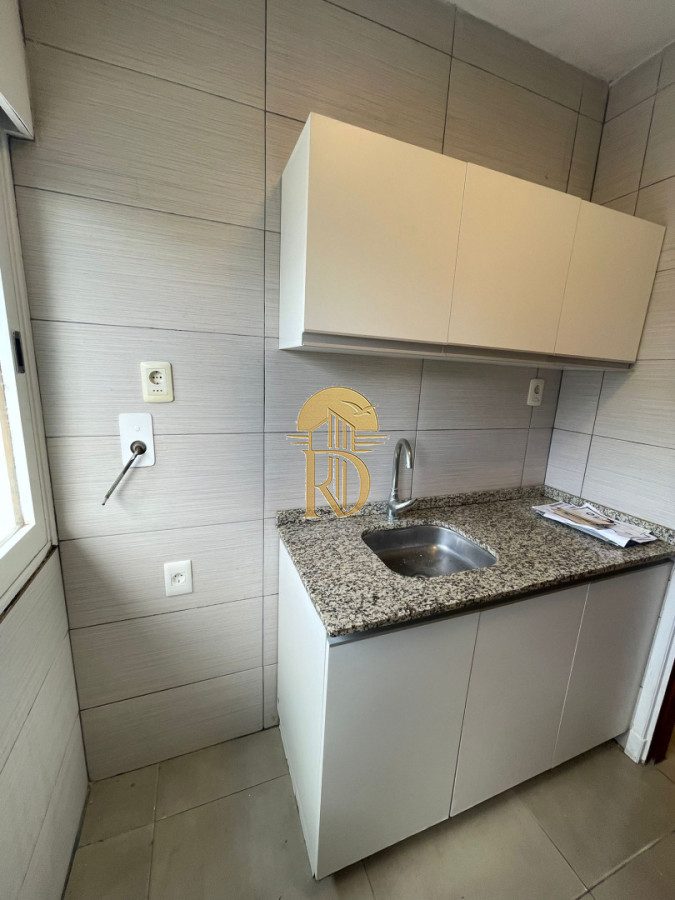 Apto alquiler anual sin muebles -id-852-18