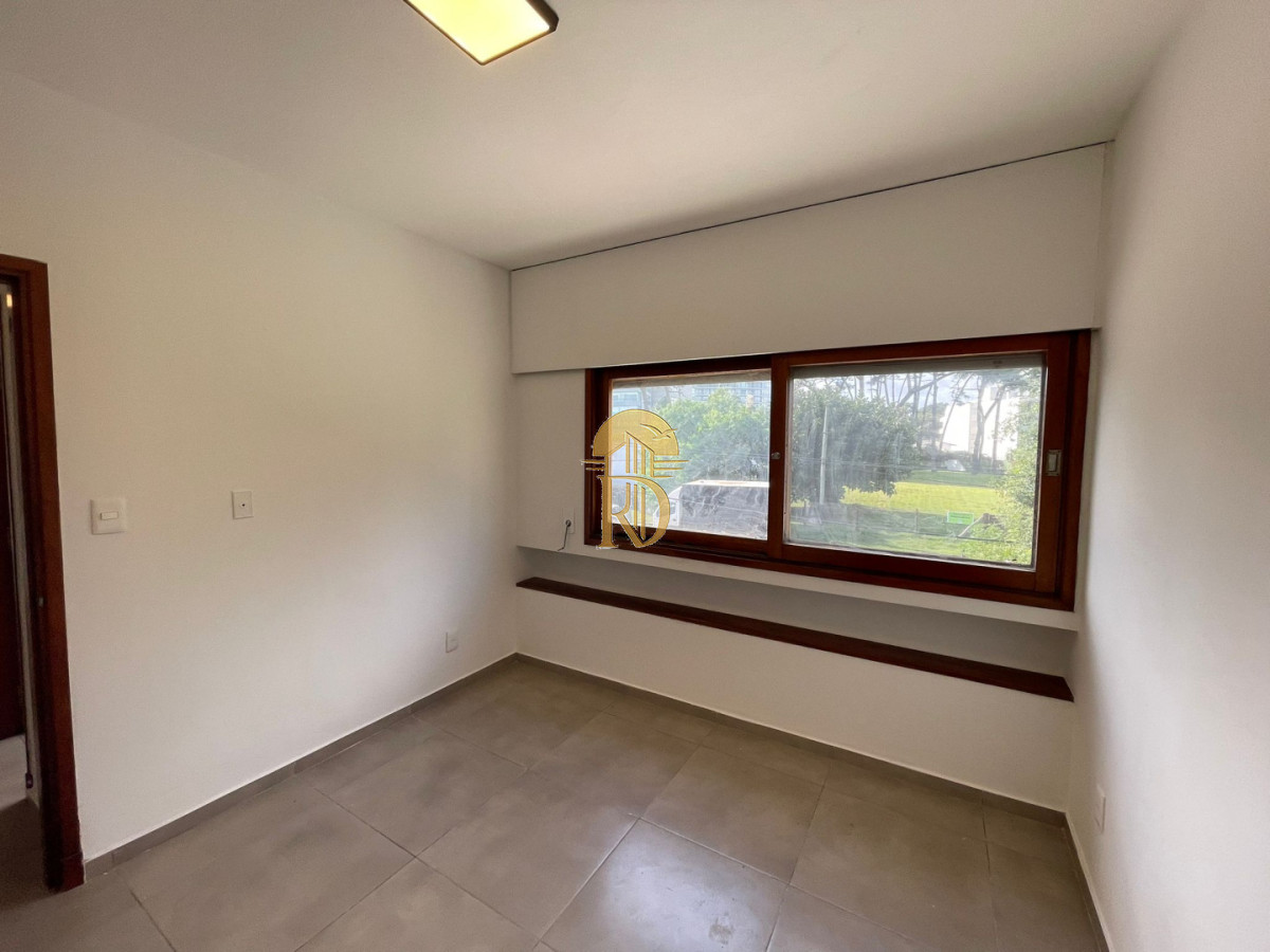 Apto alquiler anual sin muebles -id-852-12