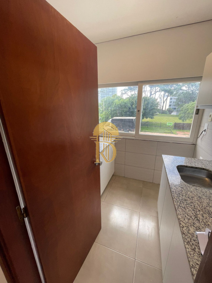 Apto alquiler anual sin muebles -id-852-20
