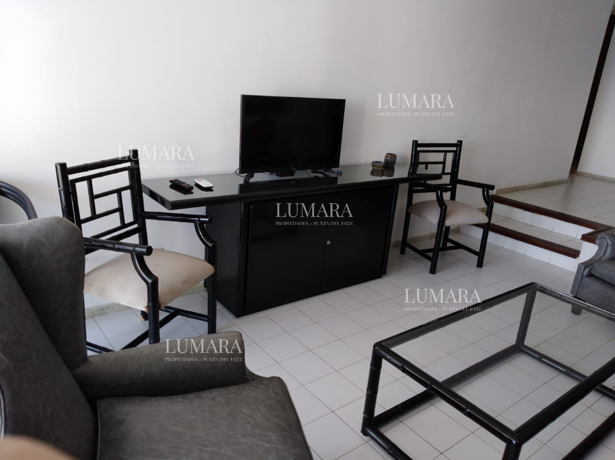 Apartamento ID.626 - Alquiler Anual  - Venta 