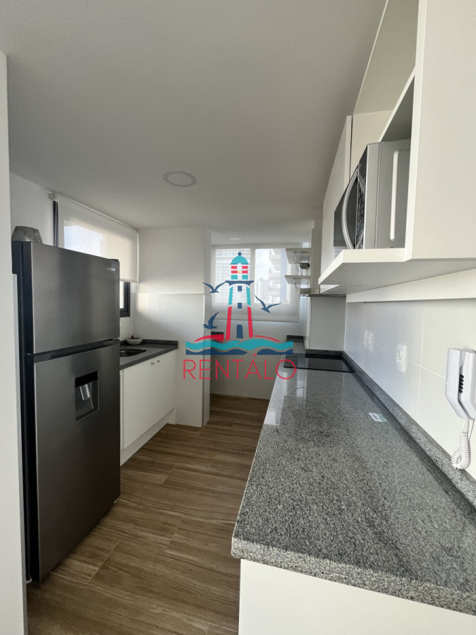Apartamento ID.379 - Alquiler anual en Punta del este 2 dormitorios 