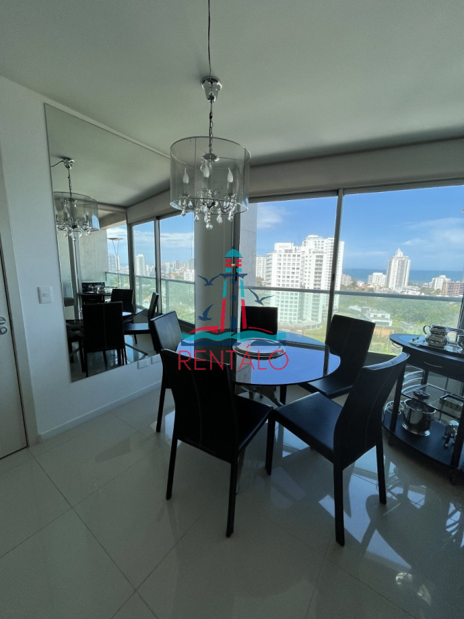 Apartamento ID.332 - Apartamento de 2 dormitorios y 2 baños en alquiler anual Punta del este 
