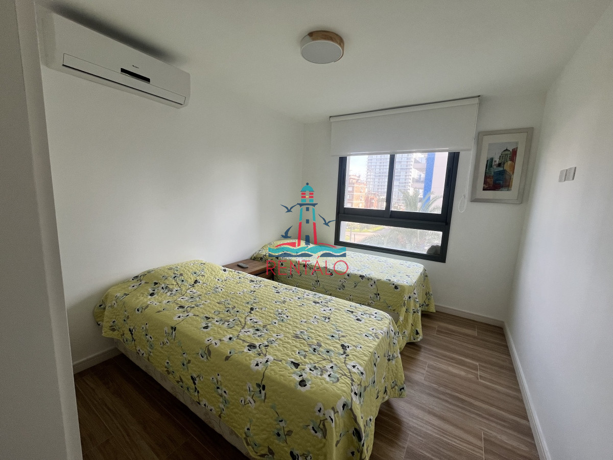 Apartamento ID.379 - Alquiler anual en Punta del este 2 dormitorios 