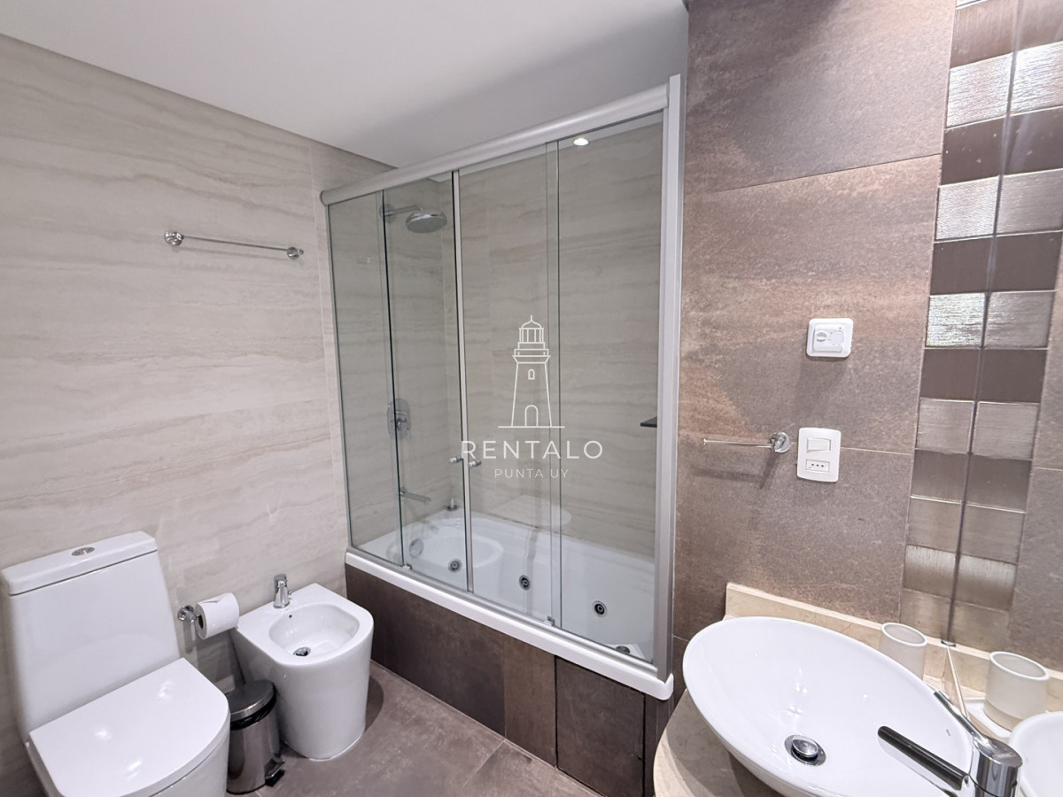 Apartamento ID.1041 - Alquilar Anual 2 dormitorios en Miami Bvar Parada 5 Mansa 