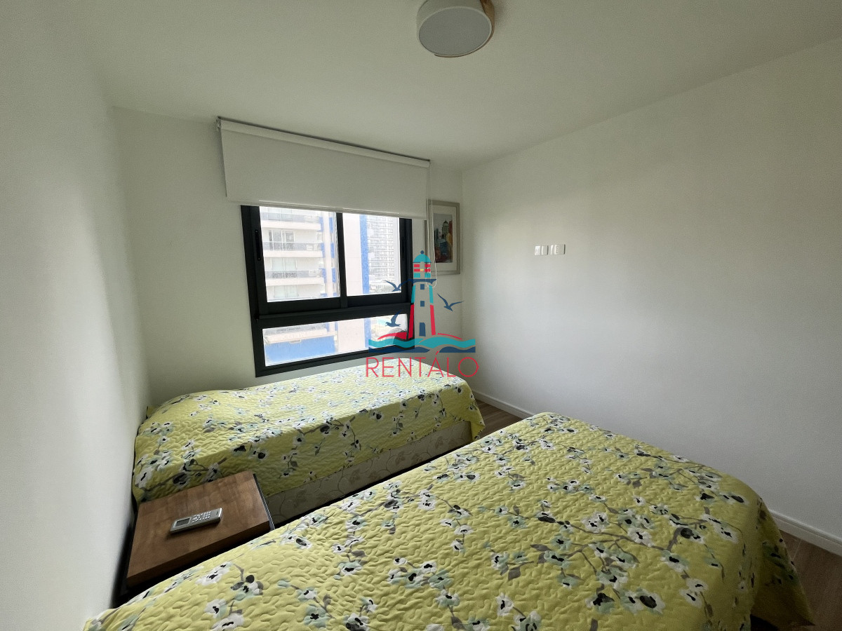 Apartamento ID.379 - Alquiler anual en Punta del este 2 dormitorios 