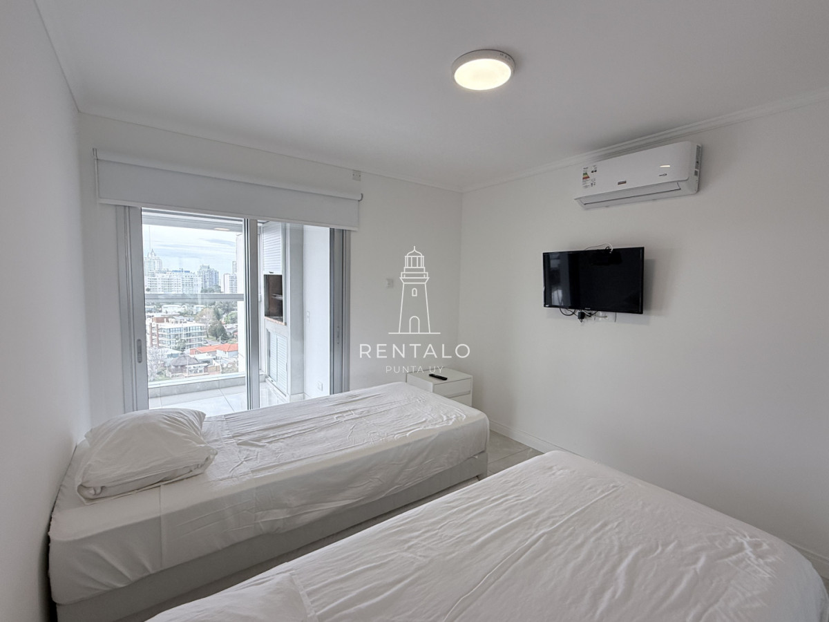 Apartamento ID.1041 - Alquilar Anual 2 dormitorios en Miami Bvar Parada 5 Mansa 