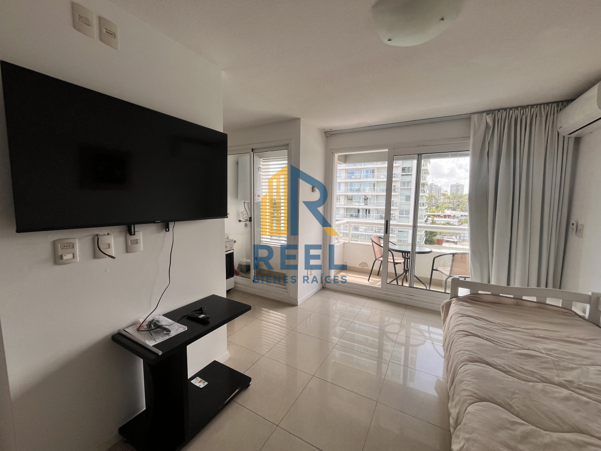 Apartamento ID.87 - Apartamento alquiler Anual 1 dormitorio Punta Shopping