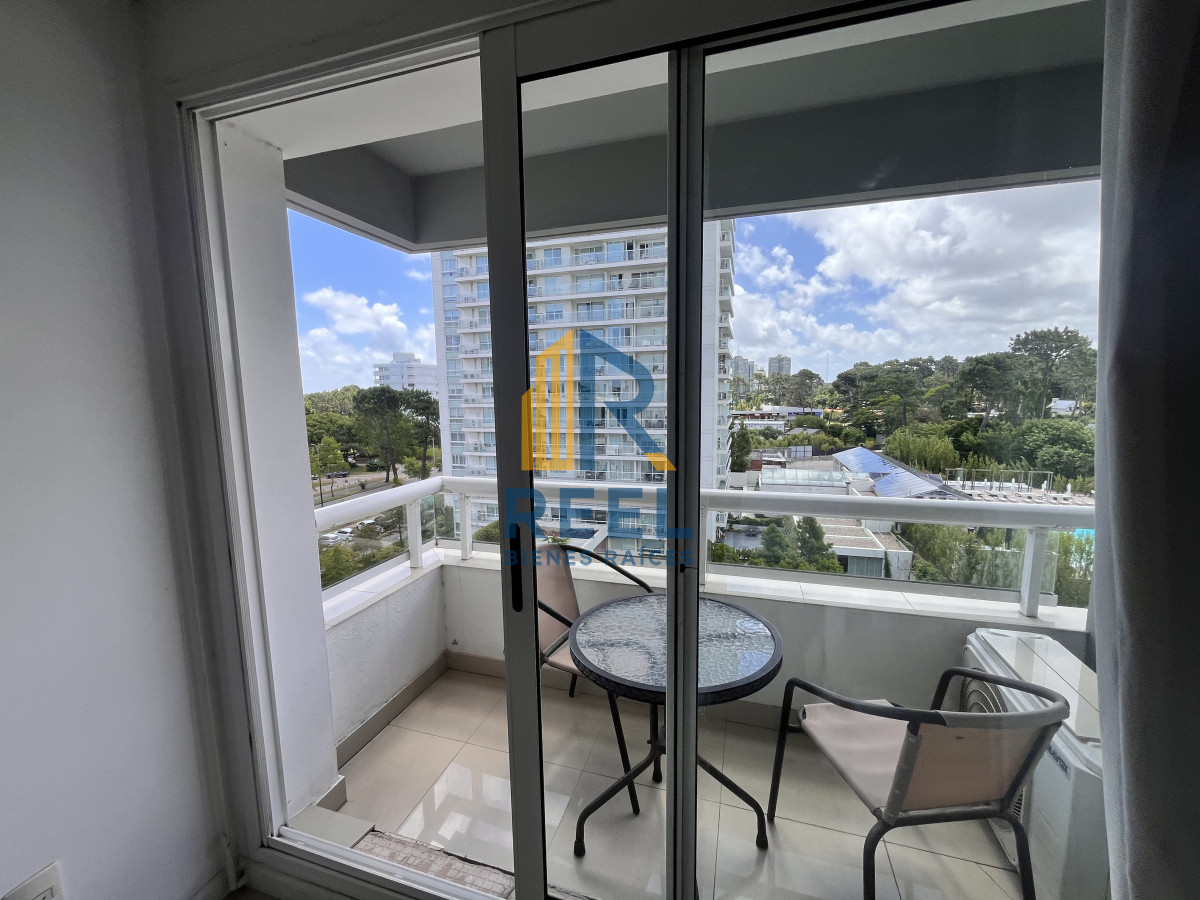 Apartamento ID.87 - Apartamento alquiler Anual 1 dormitorio Punta Shopping