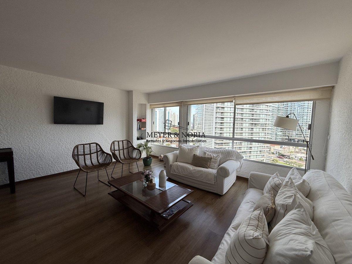 Apartamento ID.67 - VENTA HERMOSO APTO A PASOS DE LA BRAVA 