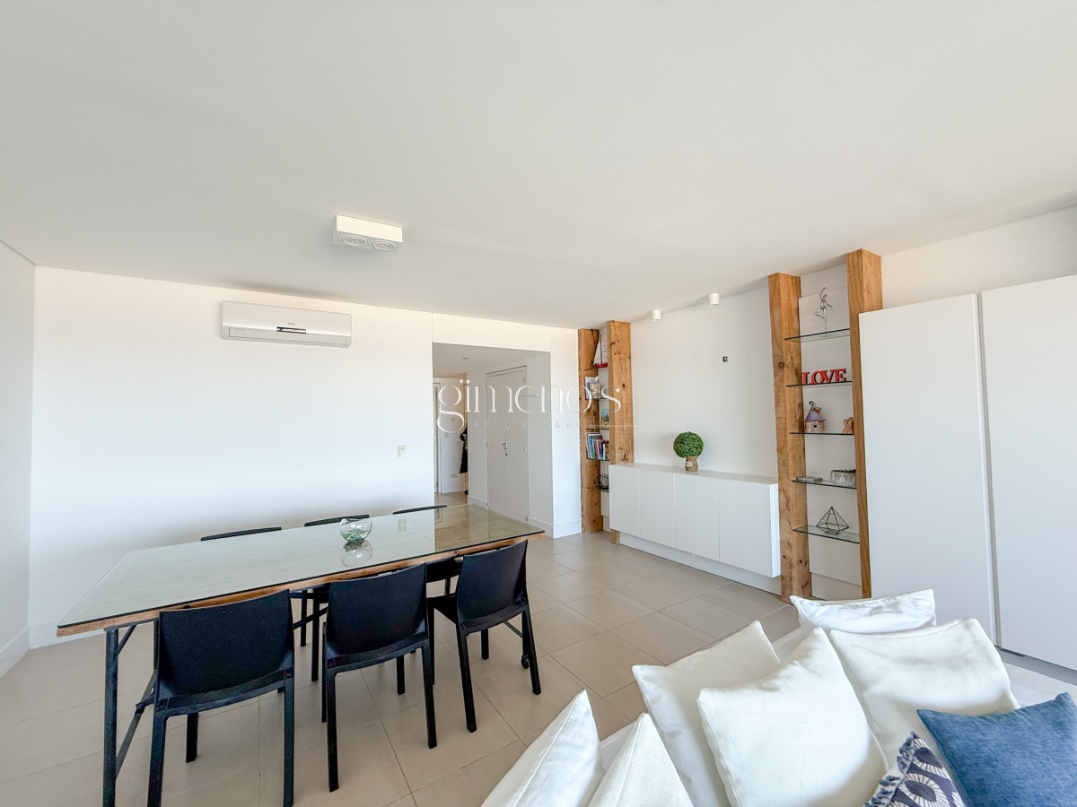 Apartamento ID.429 - Venta de Apartamento en primera linea Playa Brava - Punta del Este - Le Parc