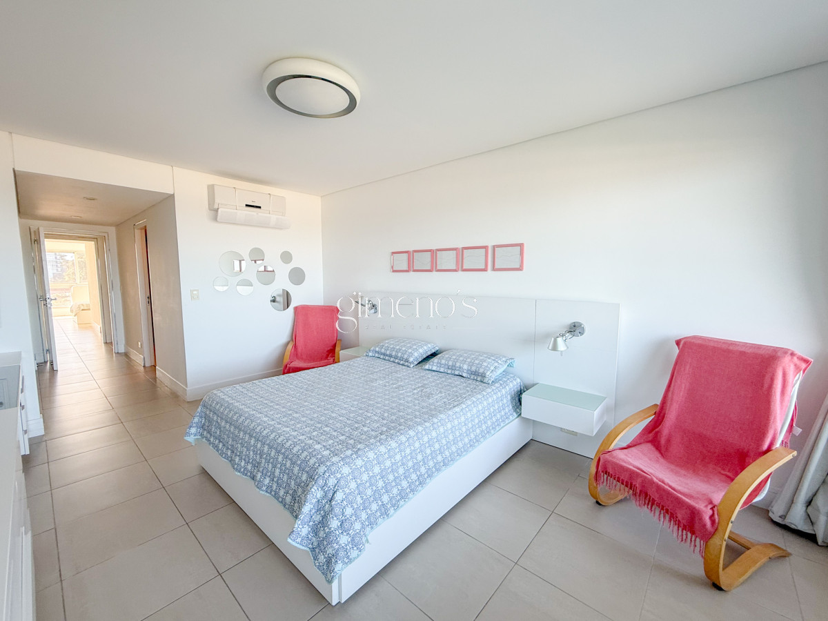 Apartamento ID.429 - Venta de Apartamento en primera linea Playa Brava - Punta del Este - Le Parc
