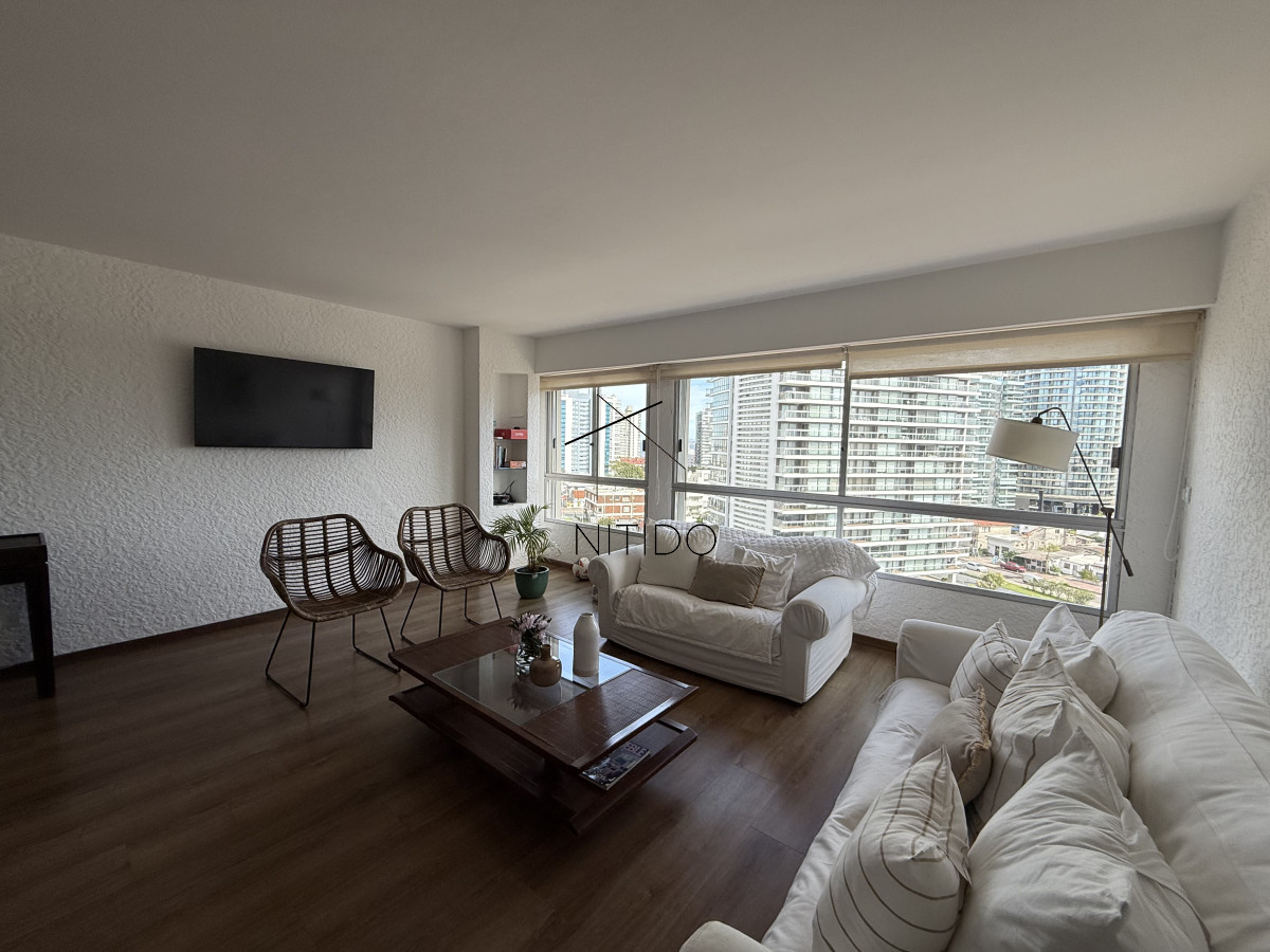Apartamento ID.307 - VENTA HERMOSO APTO A PASOS DE LA BRAVA 