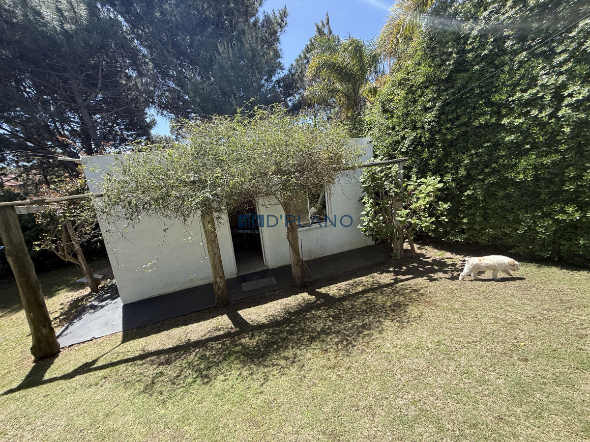 Casa ID.222 - LUJO Y TRANQUILIDAD EN UNA PROPIEDAD ÚNICA EN PUNTA BALLENA 