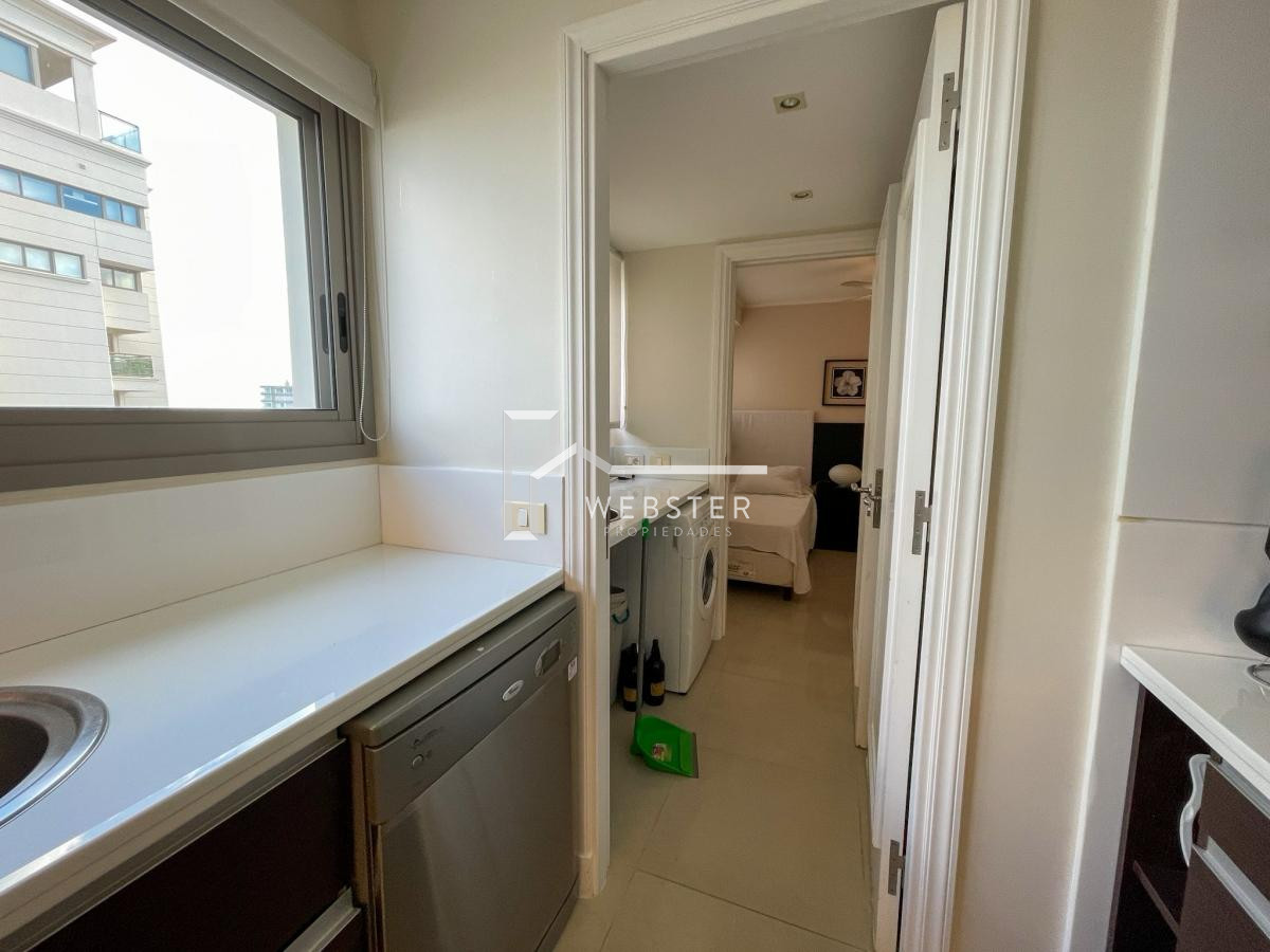 Apartamento ID.2053 - venta hermoso apto frente a la Brava