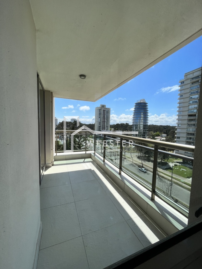 Apartamento ID.859 - Alquiler Anual apto en excelente ubicación 