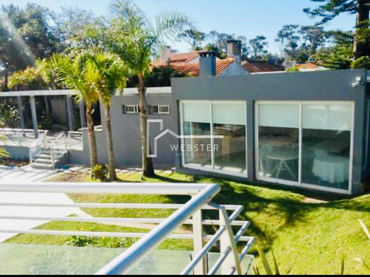 Apartamento ID.2330 - Apartamento en Punta del Este, Mansa