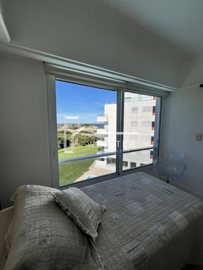 Apartamento ID.1316 - Alquiler Anual espectacular apto en la rambla de la Brava!