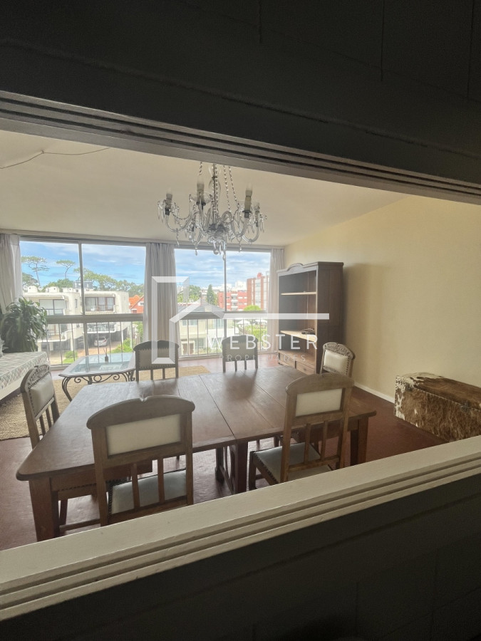 Apartamento ID.1133 - Alquiler Anual 