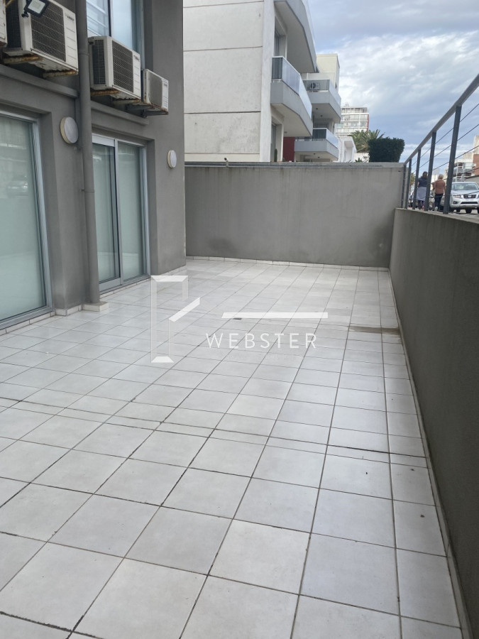 Apartamento ID.170 - Venta apto en zona Puerto de Punta del Este 