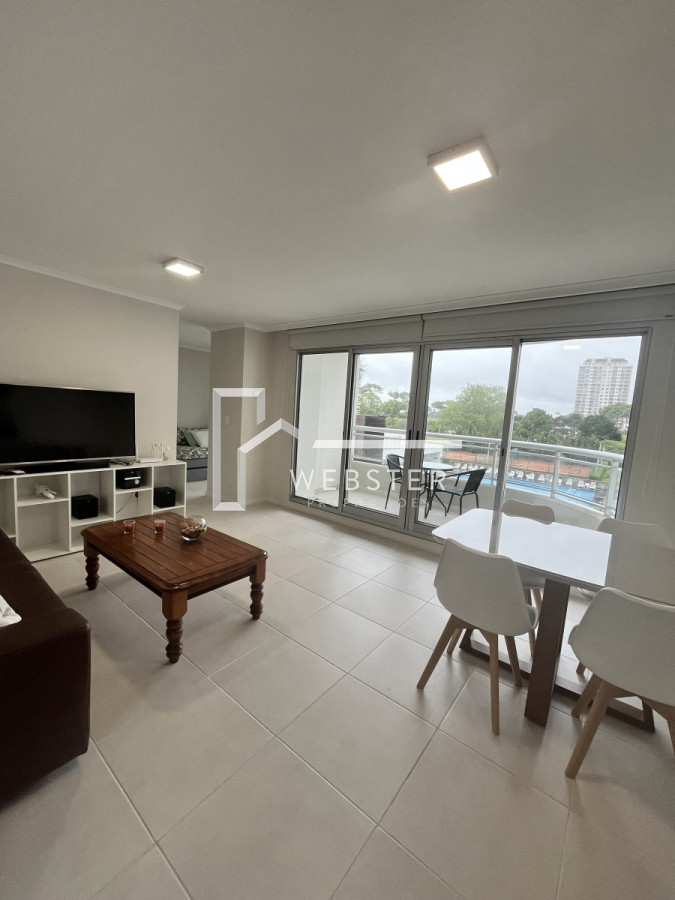 Apartamento ID.891 - Alquiler Anual en complejo con amenities 