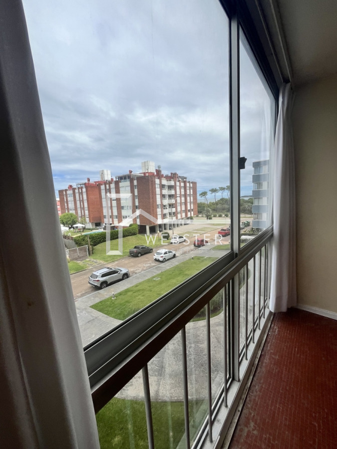 Apartamento ID.1133 - Alquiler Anual 