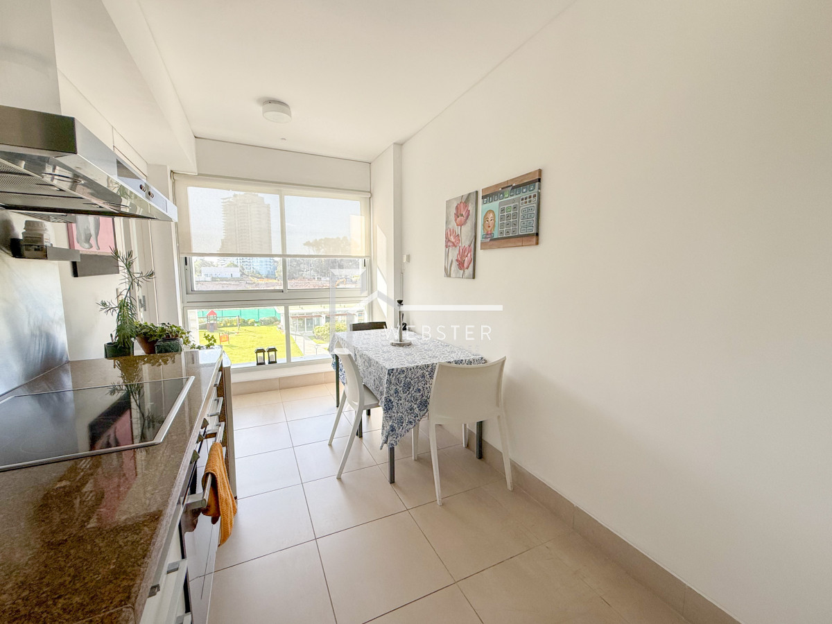Apartamento ID.1031 - Luminoso y cómodo apartamento en primera linea Playa Brava 